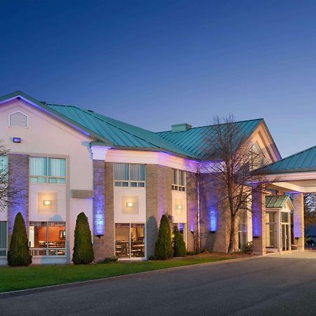 Days Inn By Wyndham Montmagny Dış mekan fotoğraf