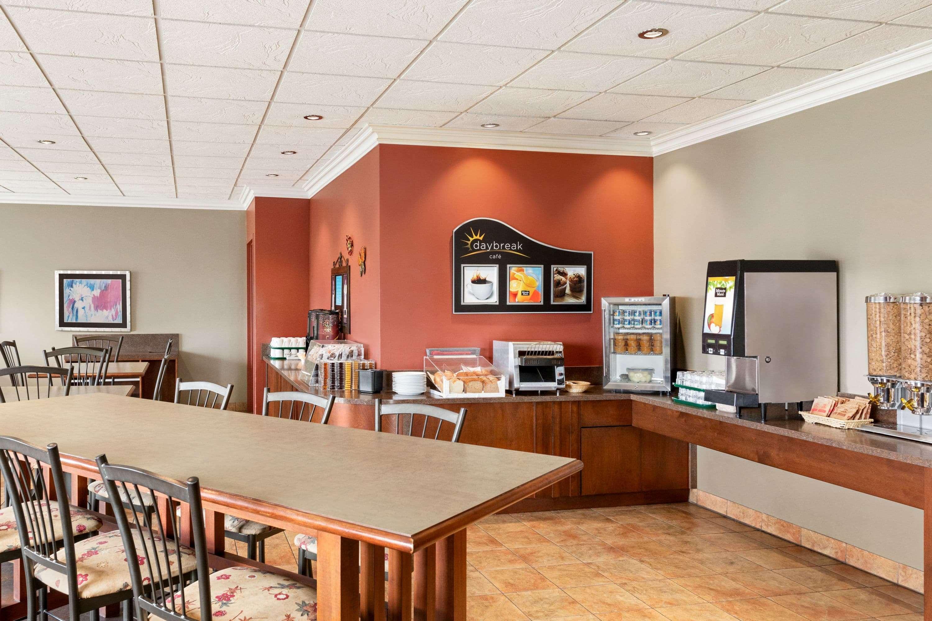 Days Inn By Wyndham Montmagny Dış mekan fotoğraf