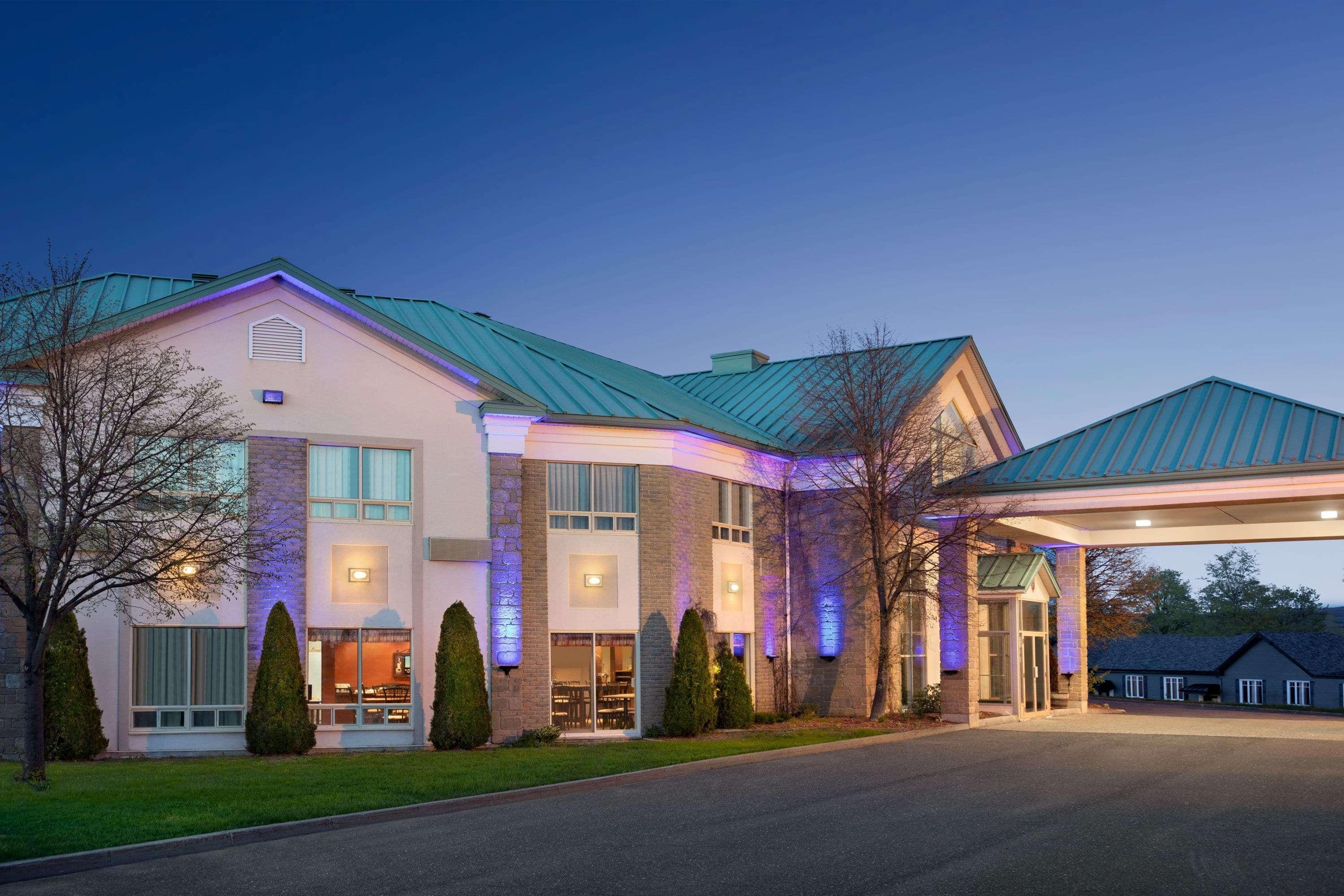 Days Inn By Wyndham Montmagny Dış mekan fotoğraf