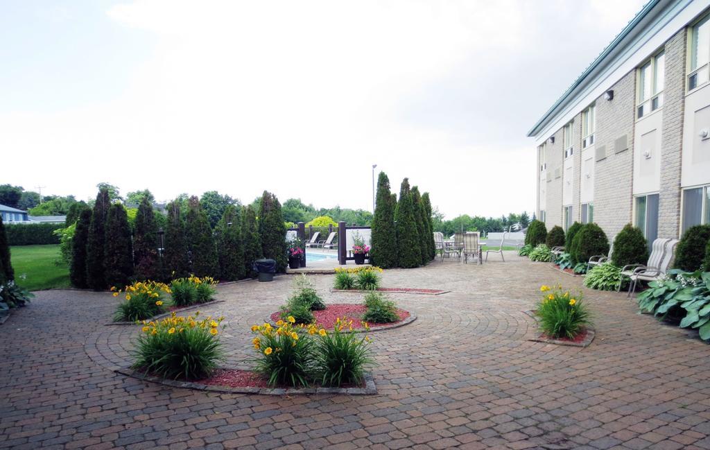 Days Inn By Wyndham Montmagny Dış mekan fotoğraf